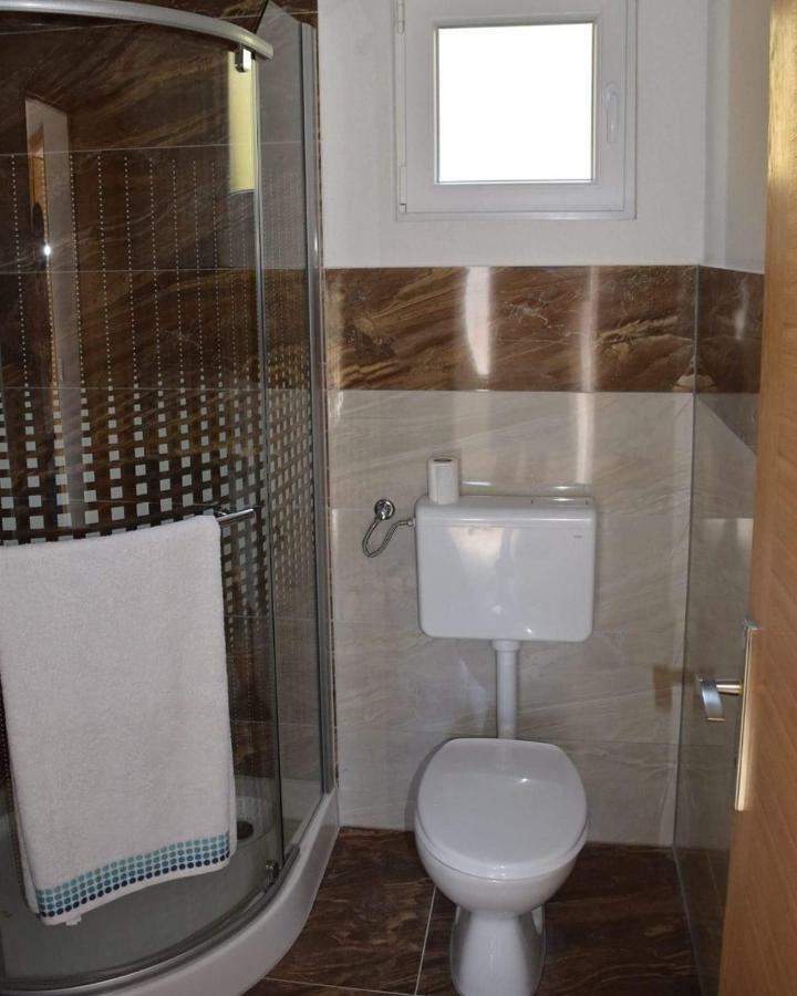 Apartmani Subasic Pag Town Kültér fotó